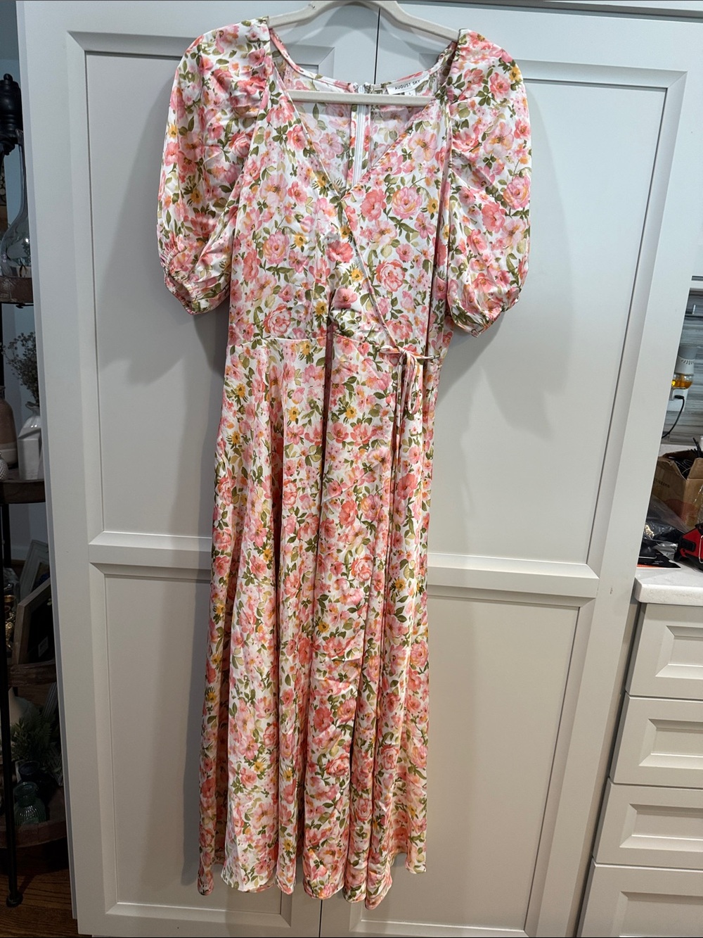 August Sky midi floral dress size large